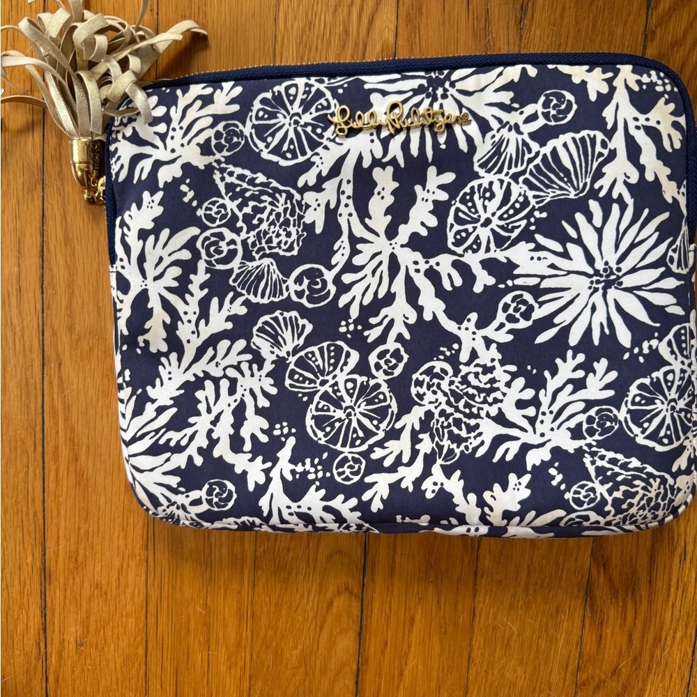 Lilly Pulitzer Navy and Cream Tech Bag